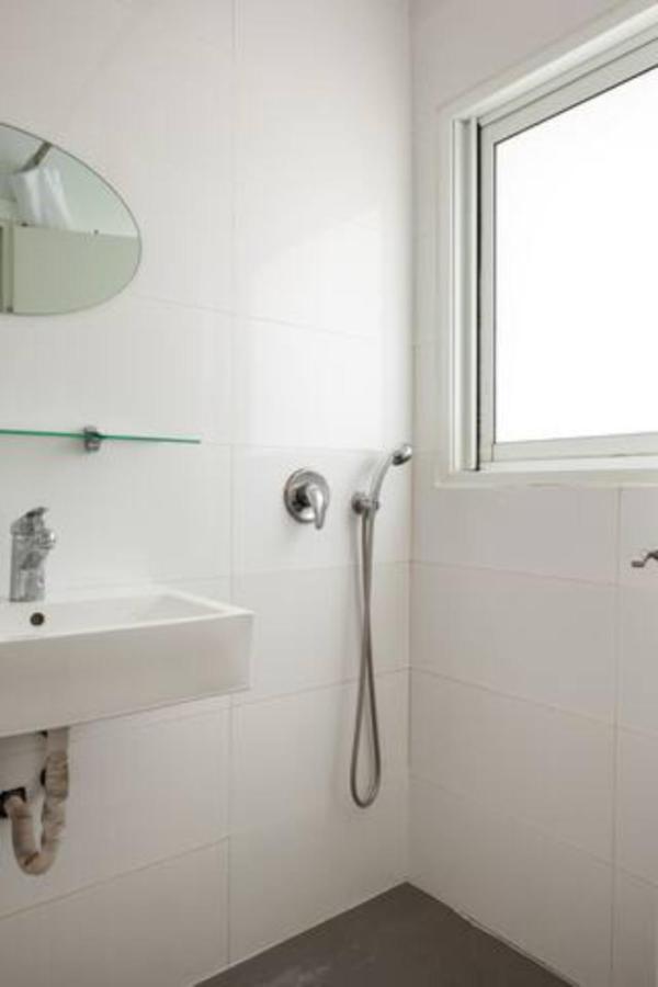 Oַ&O Group-Amazing Apt Bat-Yam 3 Min Walk To Beach Bat Yam Esterno foto